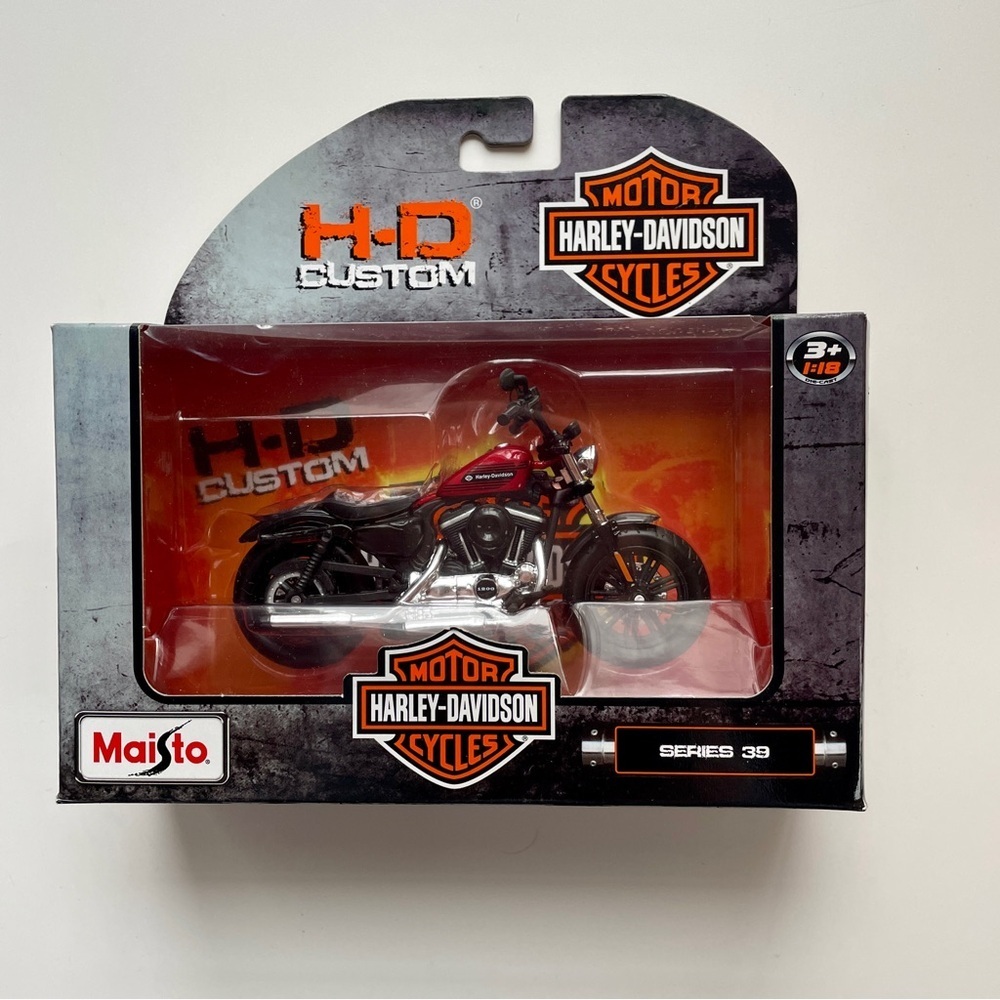 NIB Maisto Harley-Davidson Motorcycles 2018 Forty-Eight Special Model Series 39